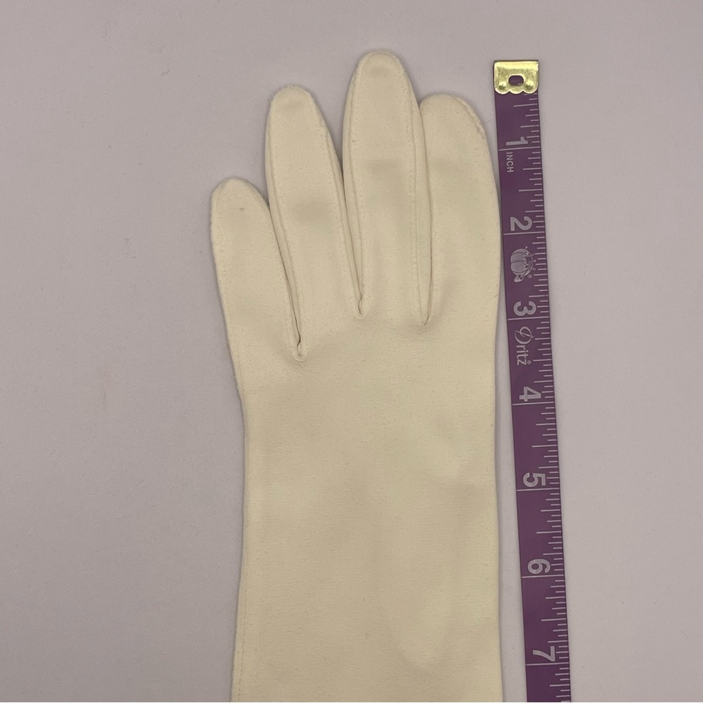 Vintage Ivory / White Long Elbow Formal Gloves - Picture 13 of 14